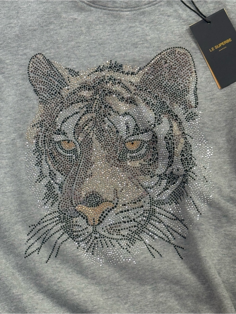 Le Superbe NWT Women's Gray Crystal Tiger shirt - Picture 3 of 8